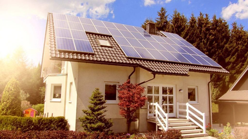 What time solar panels work best